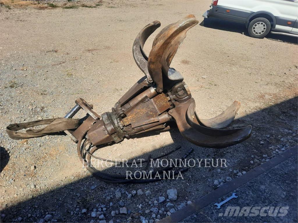 CAT MH3024-06 Excavatoare cu roti