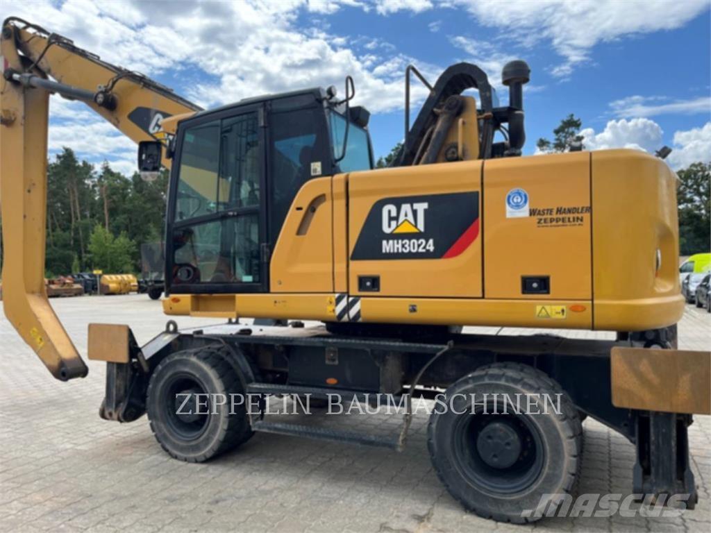 CAT MH3024-06C Excavatoare de demolare