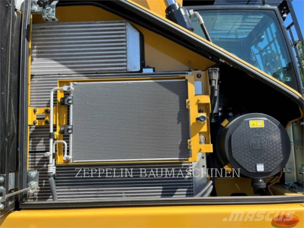 CAT MH3024-07A Excavatoare de demolare