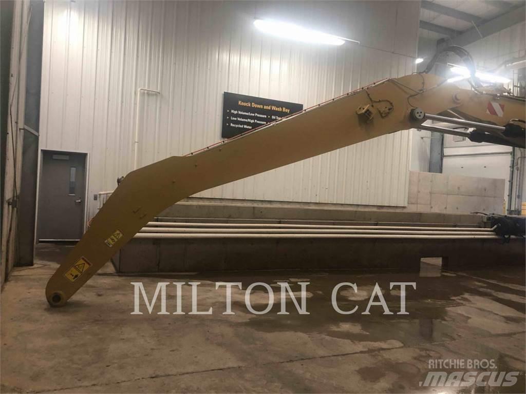CAT MH3026 Excavatoare cu roti