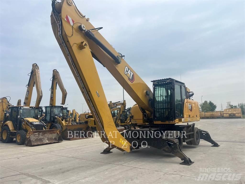 CAT MH3026 Excavatoare cu roti