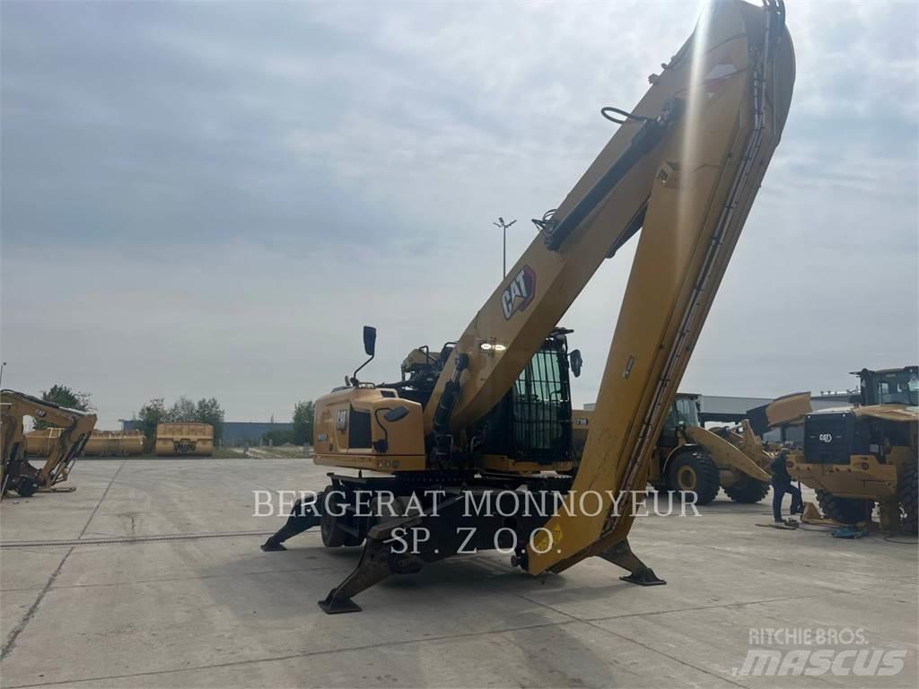 CAT MH3026 Excavatoare cu roti