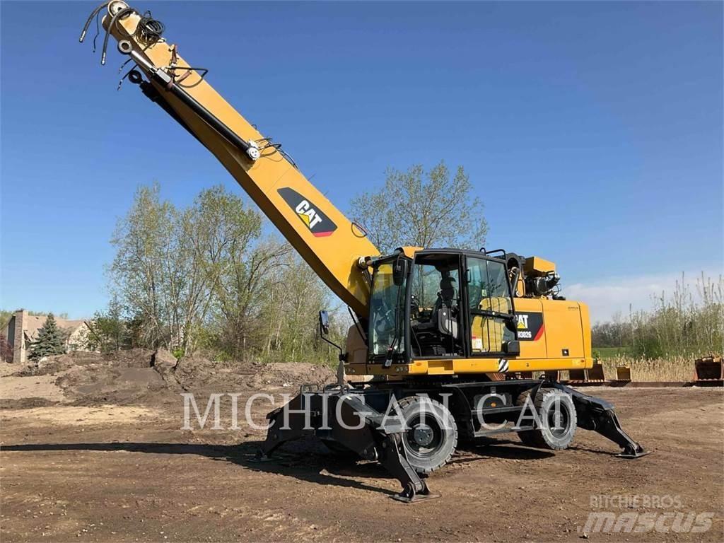 CAT MH3026 Excavatoare cu roti