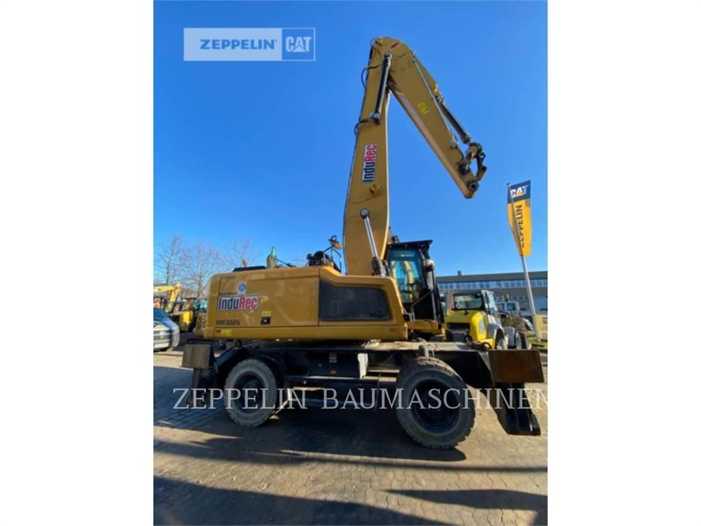 CAT MH3026-06C Excavatoare de demolare