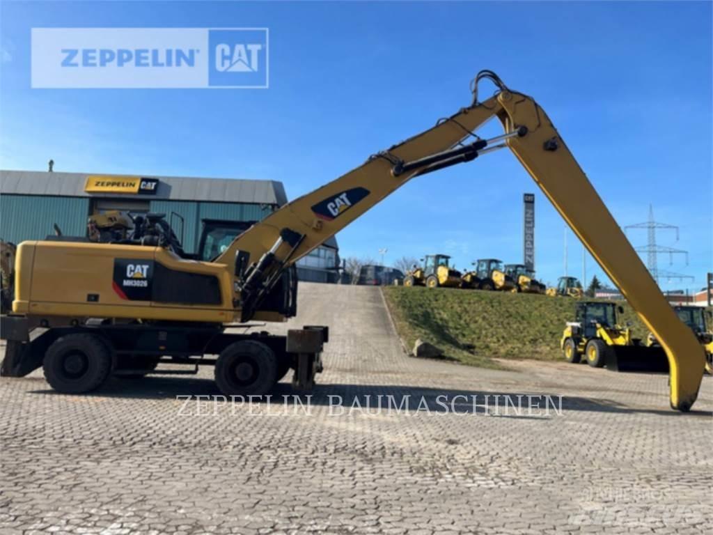 CAT MH3026-06C Excavatoare de demolare