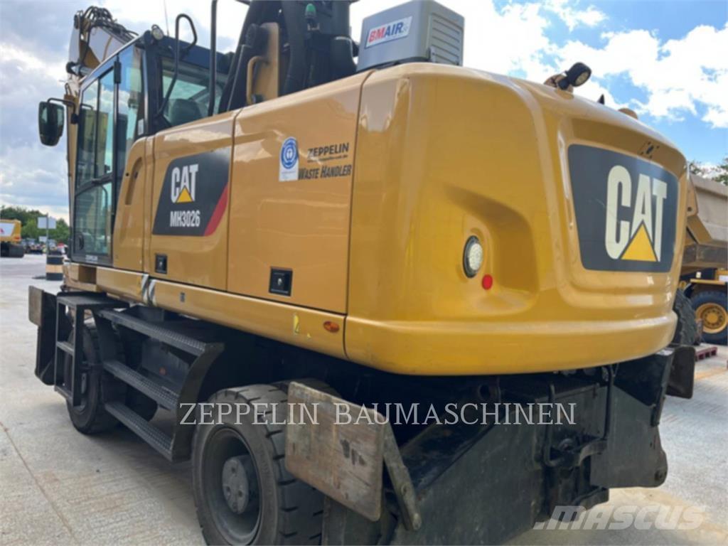 CAT MH3026-06C Excavatoare de demolare