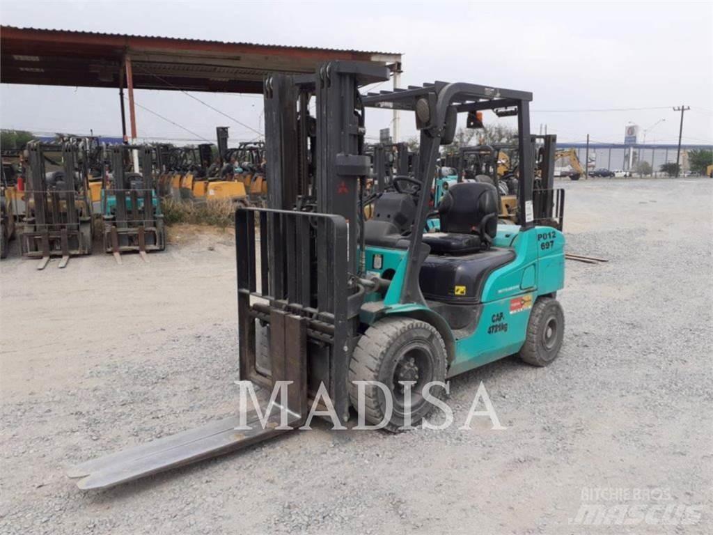 CAT MITSUBISHI FD30NM5 Strivuitoare-altele