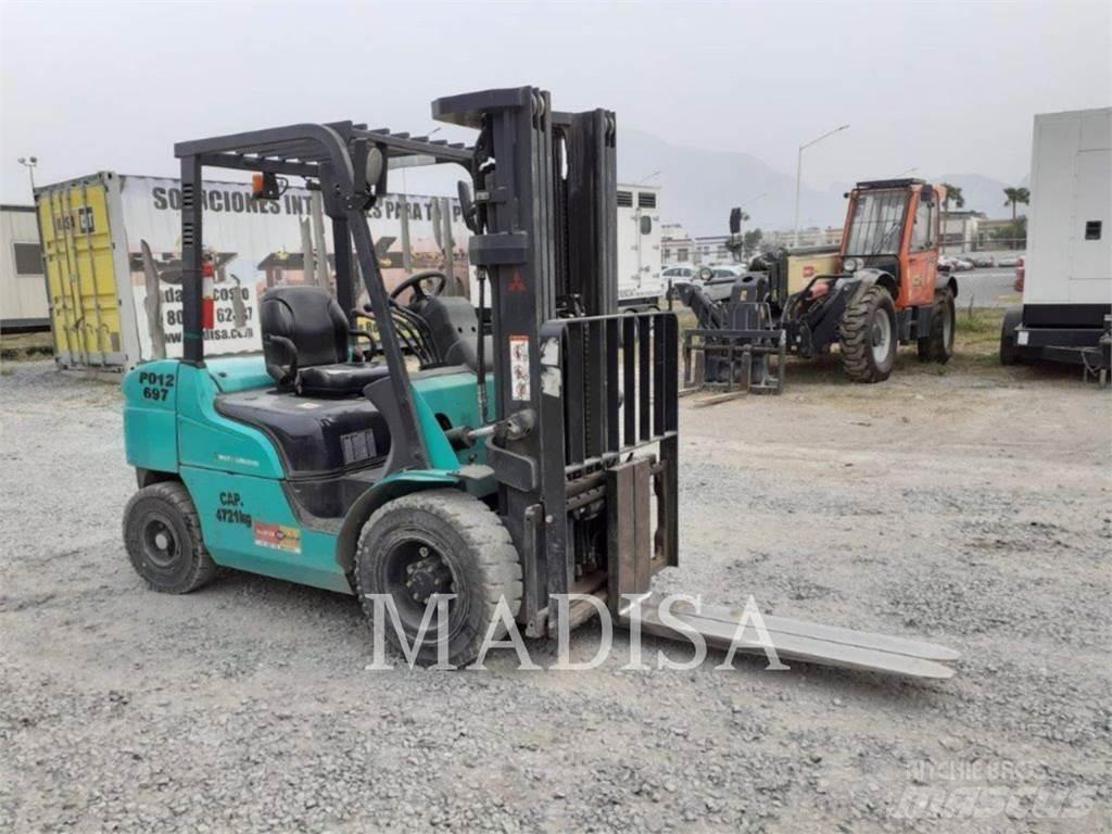 CAT MITSUBISHI FD30NM5 Strivuitoare-altele