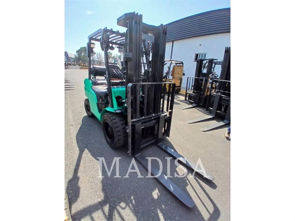 CAT MITSUBISHI FG30N-LP Strivuitoare-altele