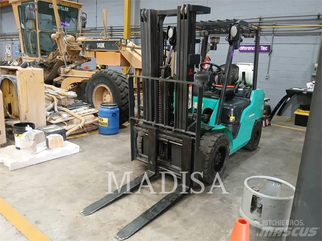 CAT MITSUBISHI FG30N-LP Strivuitoare-altele