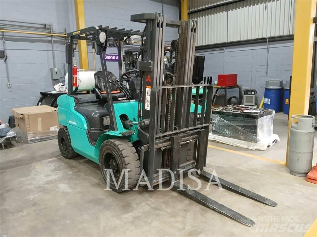 CAT MITSUBISHI FG30N-LP Strivuitoare-altele