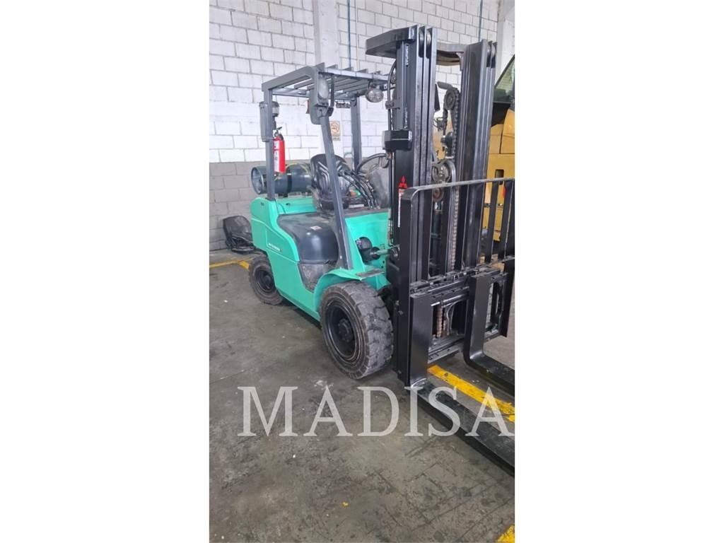 CAT MITSUBISHI FG30N-LP Strivuitoare-altele
