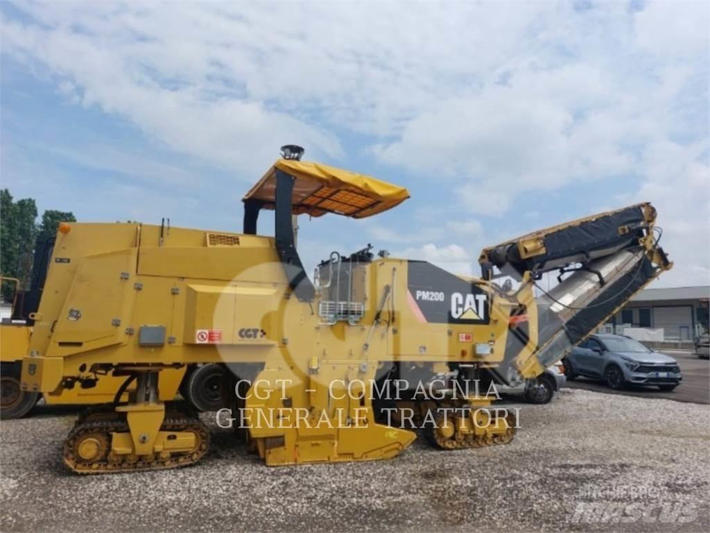CAT PM200 Utilaje asfalt cu freze reci