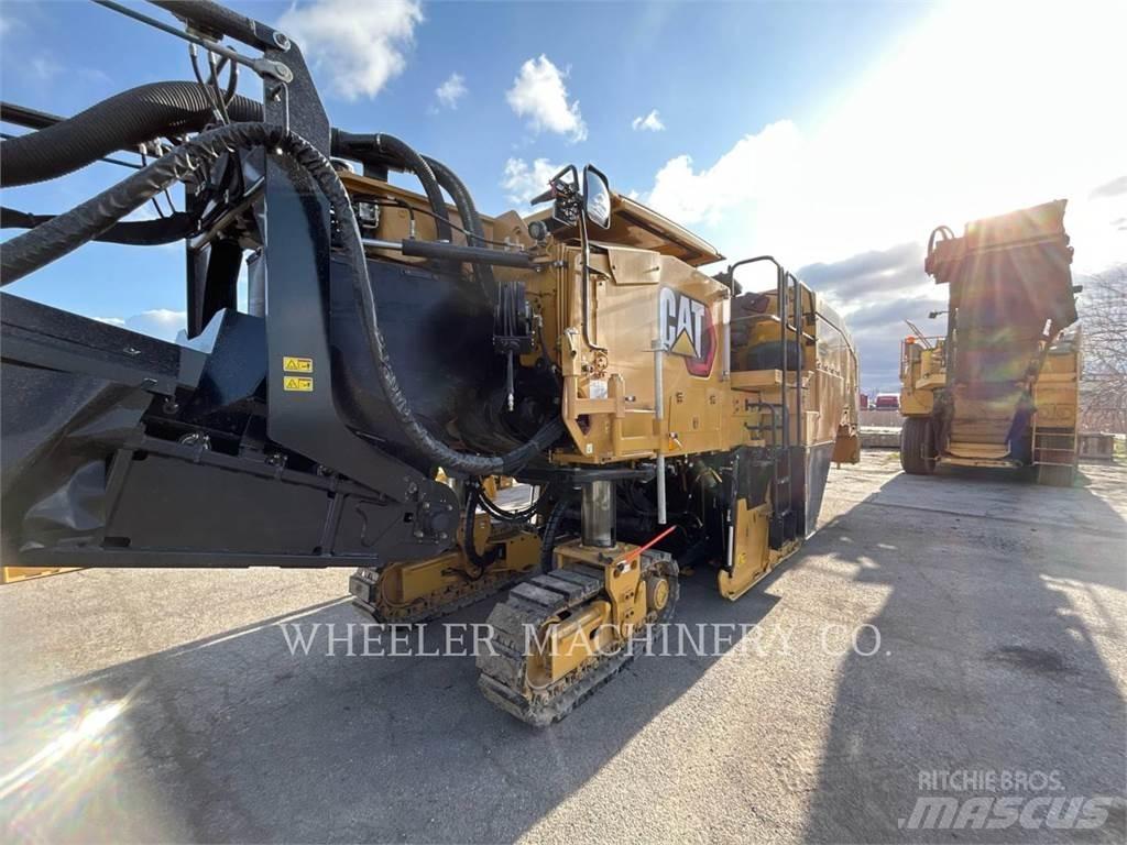 CAT PM822 Utilaje asfalt cu freze reci