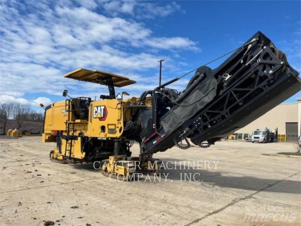 CAT PM822 Utilaje asfalt cu freze reci
