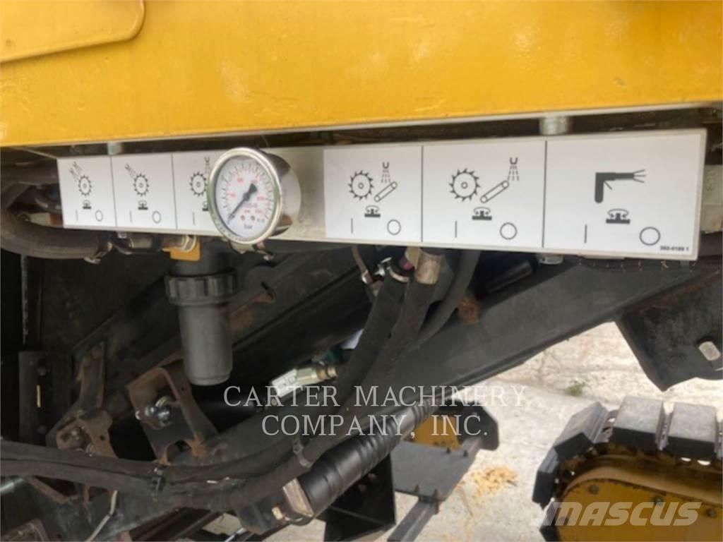 CAT PM822 Utilaje asfalt cu freze reci