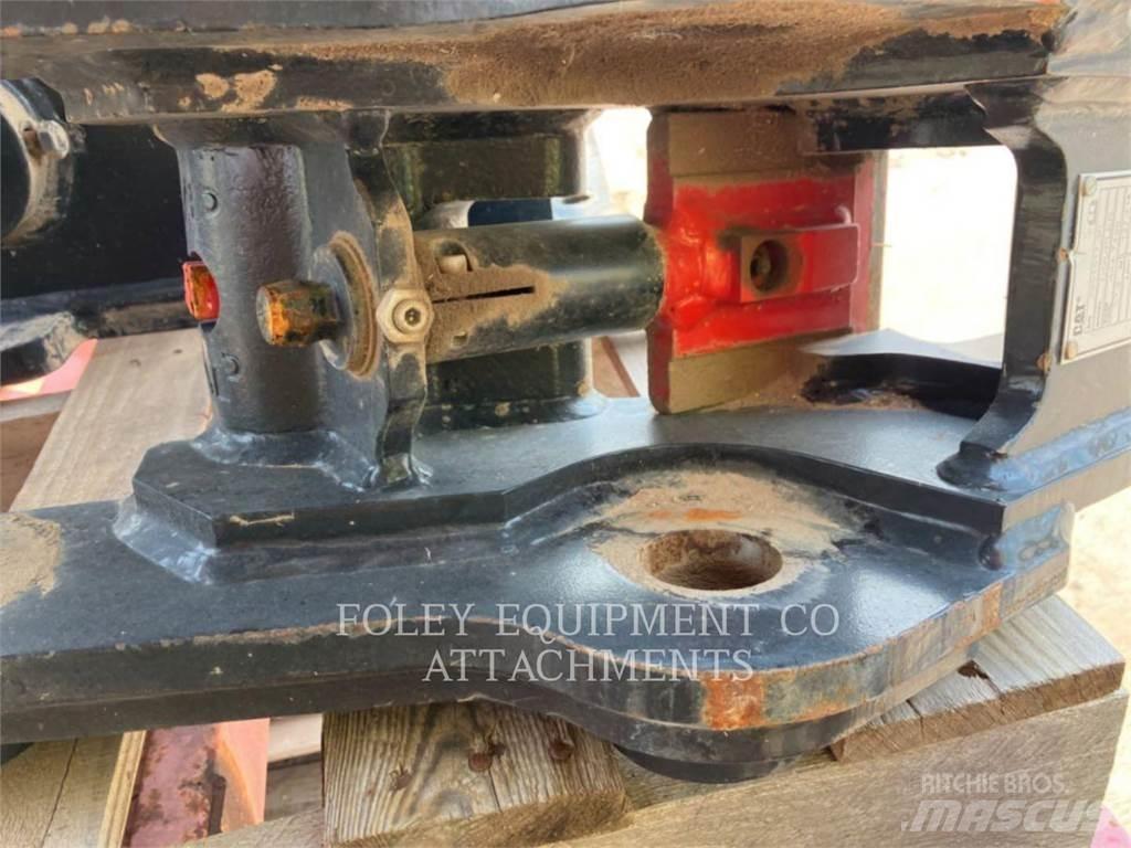 CAT QC305 Excavatoare pe șenile
