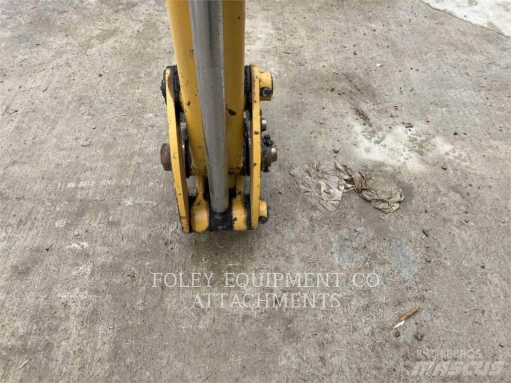 CAT QC305 Excavatoare pe șenile
