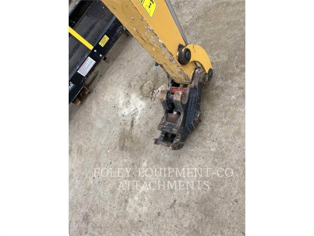 CAT QC305 Excavatoare pe șenile
