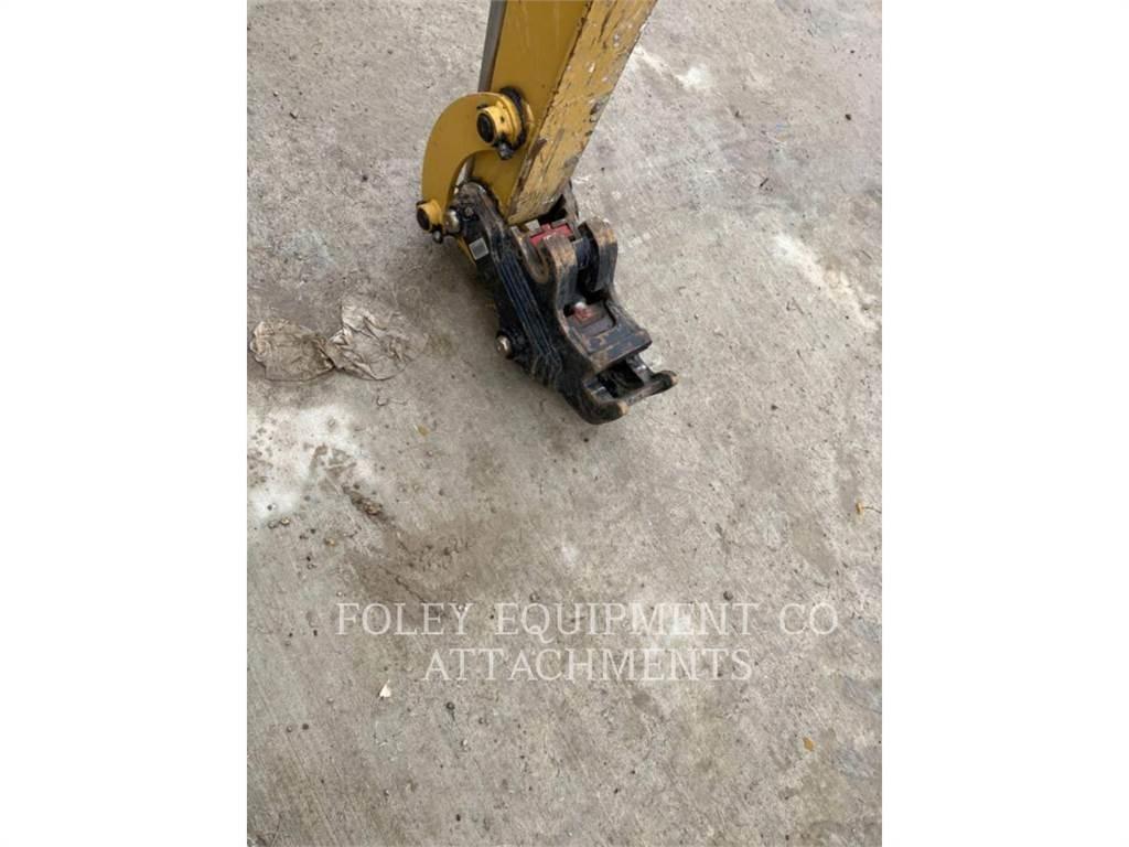 CAT QC305 Excavatoare pe șenile
