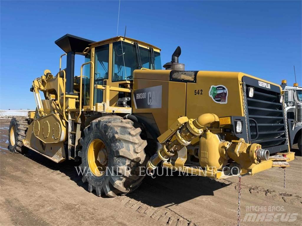 CAT RM300 Reciclatori asfalt
