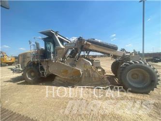 CAT RM400 Reciclatori asfalt