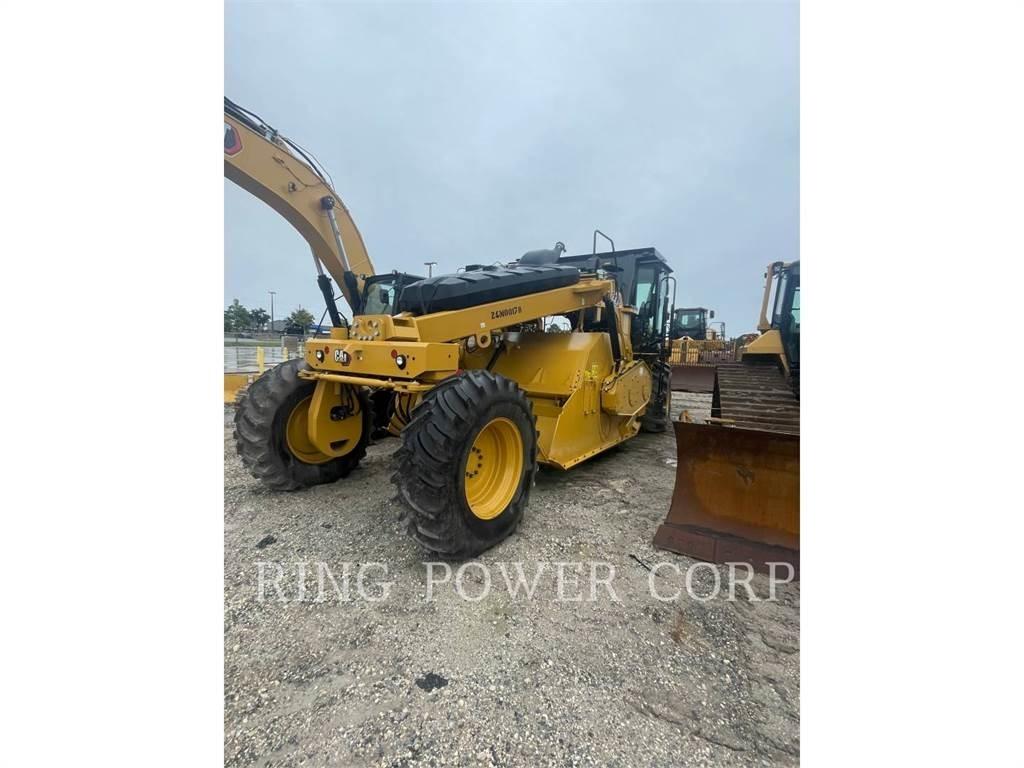 CAT RM400 Reciclatori asfalt