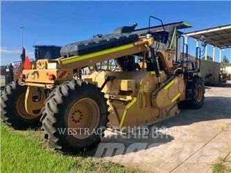 CAT RM400 Reciclatori asfalt