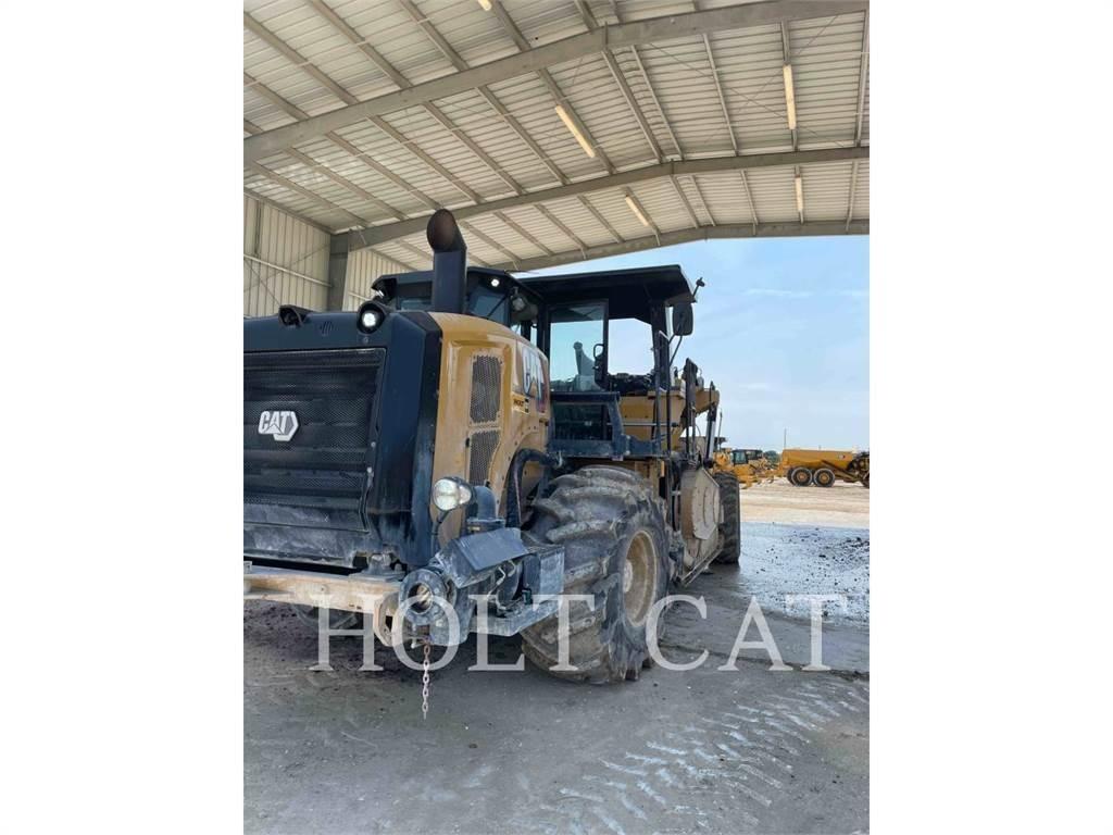 CAT RM400 Reciclatori asfalt