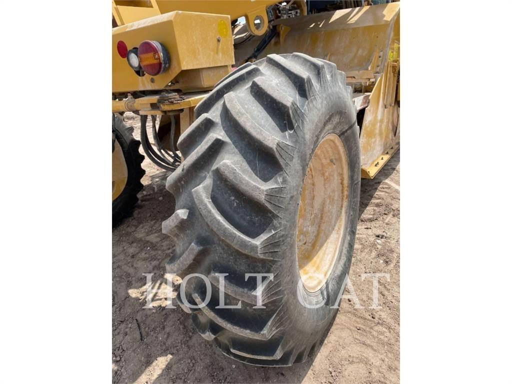 CAT RM400 Reciclatori asfalt
