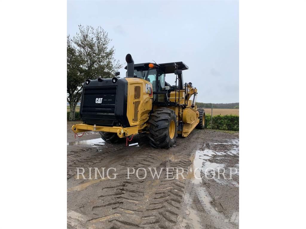CAT RM400 Reciclatori asfalt