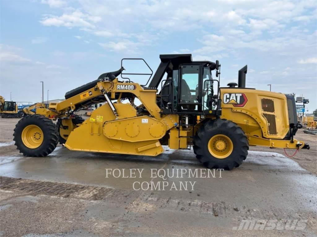 CAT RM400-01 Pavatoare asfalt