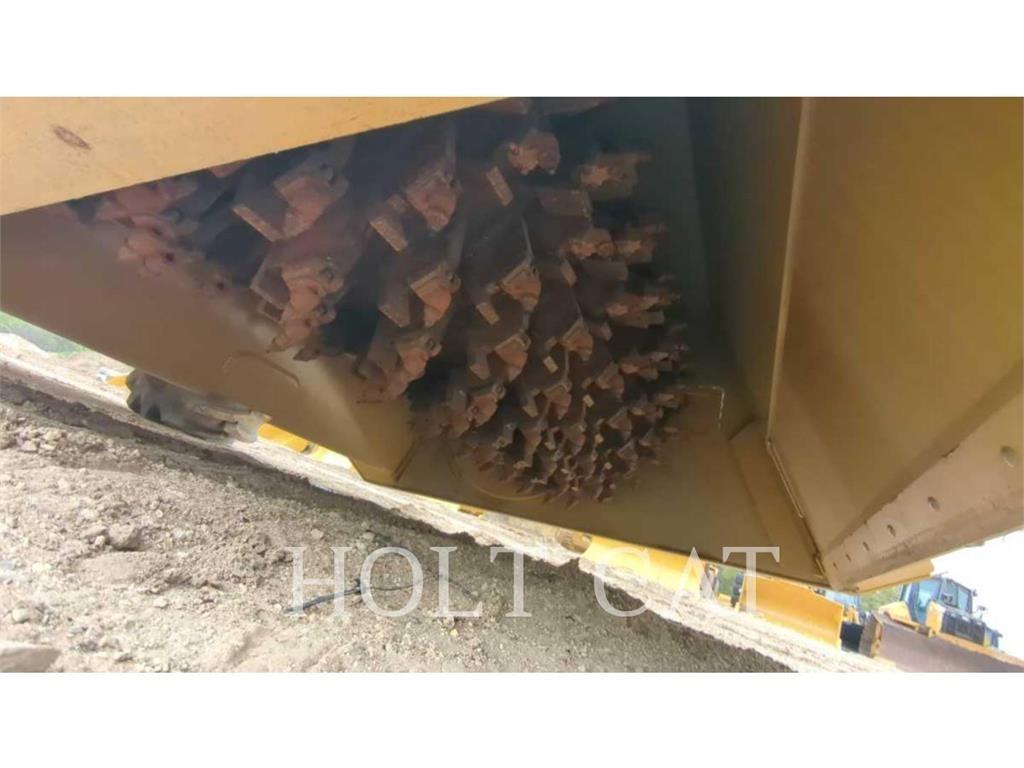 CAT RM400 CAB Reciclatori asfalt