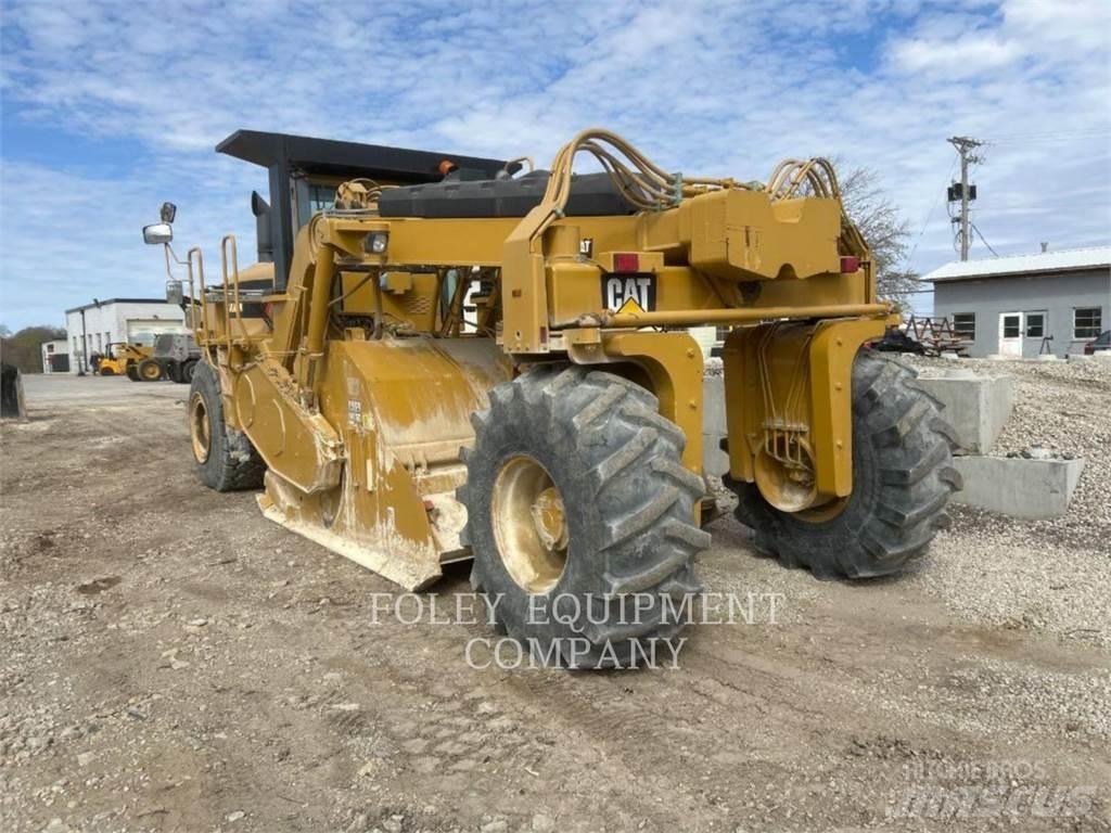 CAT RM500 Pavatoare asfalt