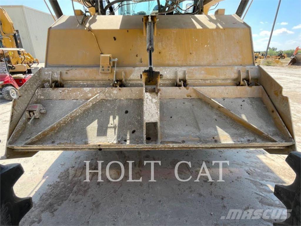 CAT RM500B CAB Reciclatori asfalt