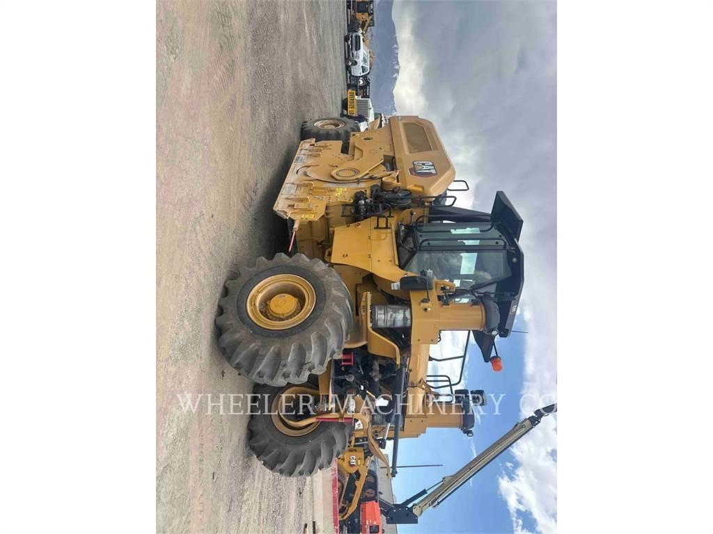 CAT RM800 Reciclatori asfalt
