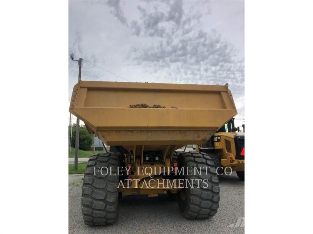 CAT TG735-04 Transportoare articulate