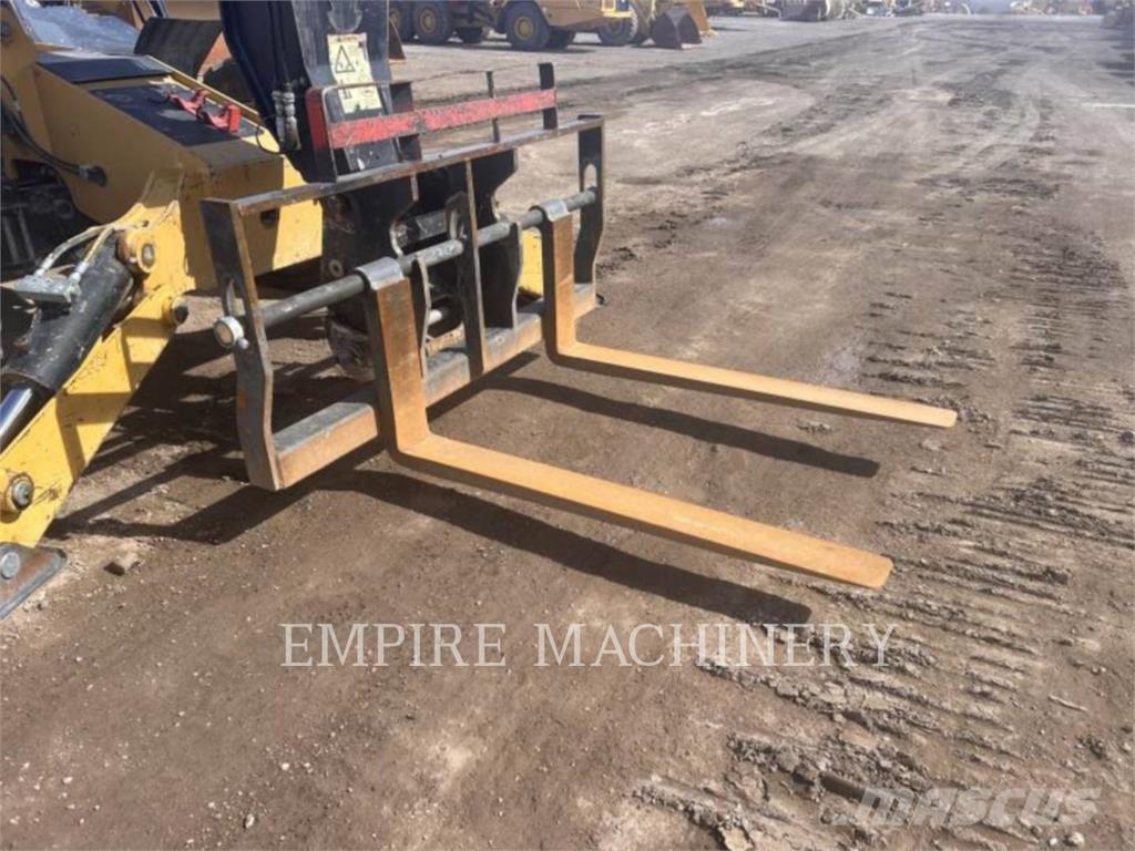 CAT TL1055D Stivuitoare telescopice