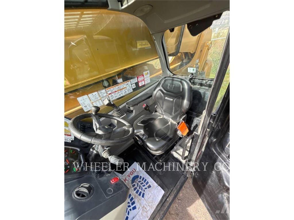 CAT TL1055D CB Stivuitoare telescopice