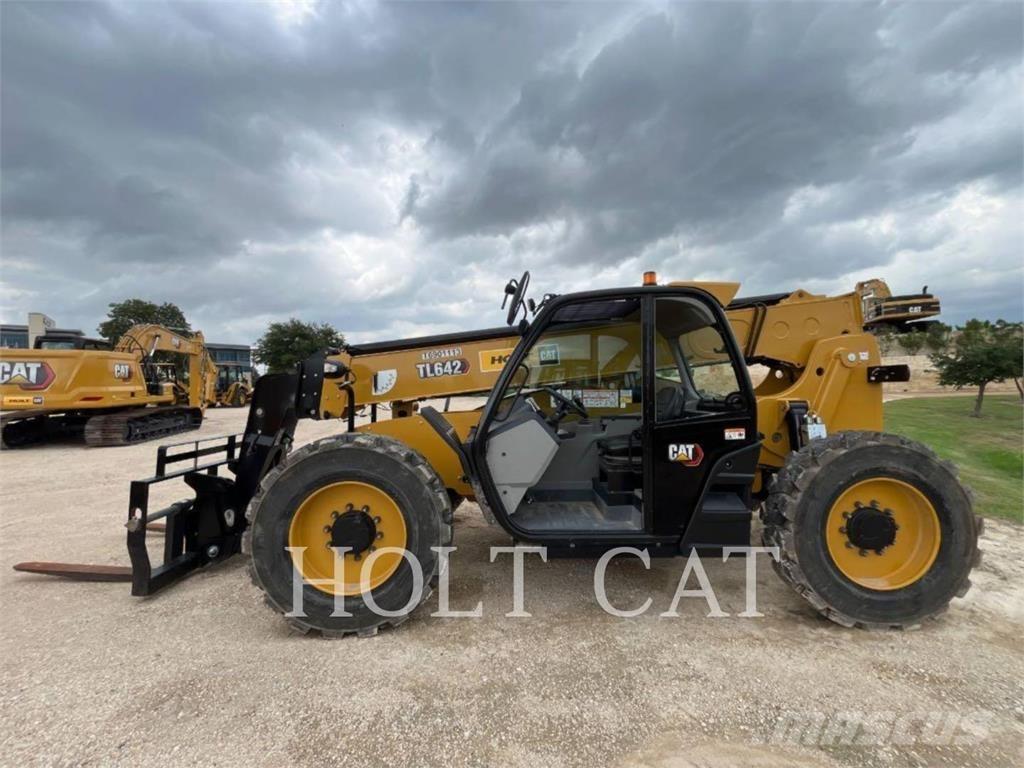 CAT TL642 Stivuitoare telescopice
