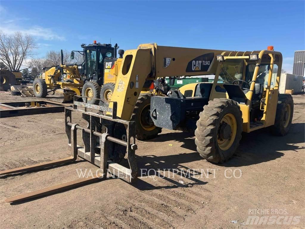 CAT TL943 Stivuitoare telescopice