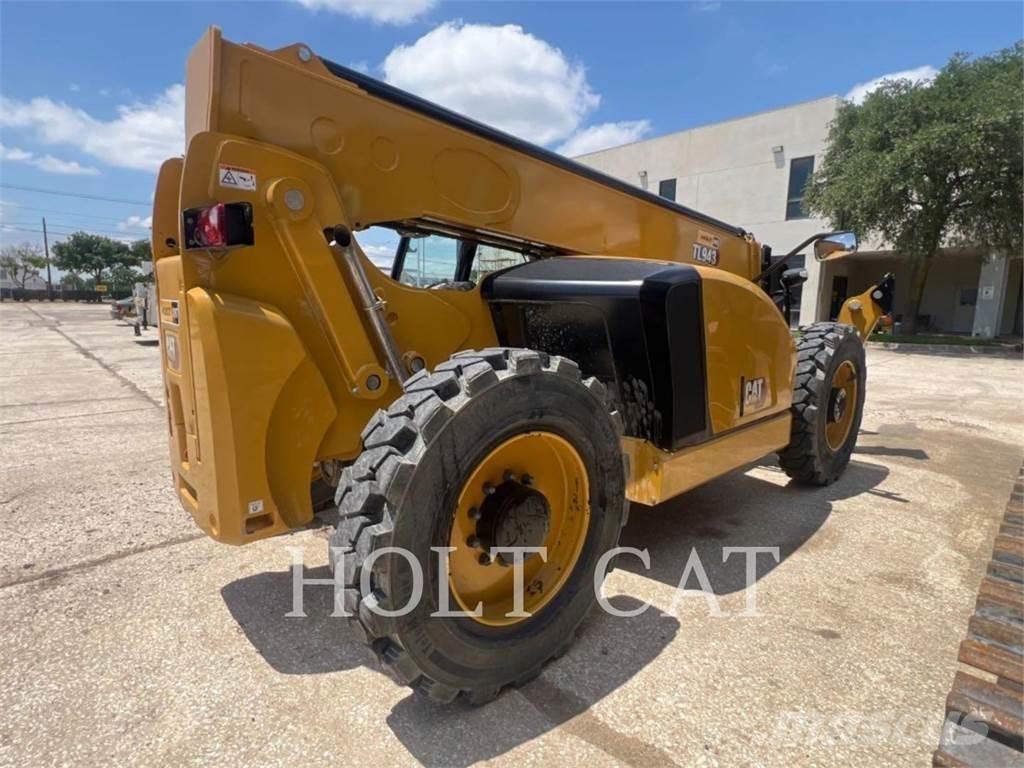 CAT TL943 Incarcator pe pneuri