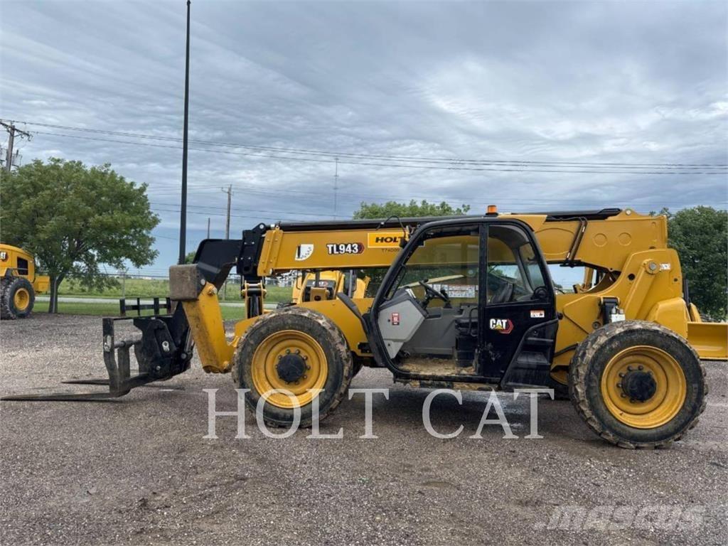 CAT TL943 Stivuitoare telescopice