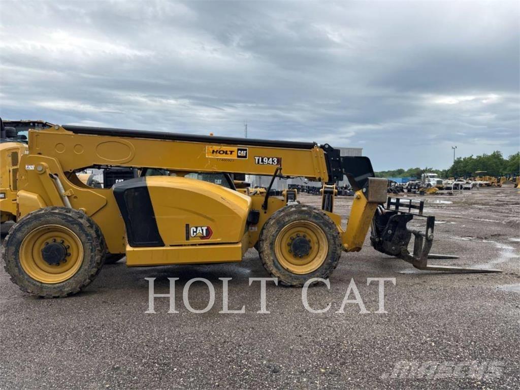 CAT TL943 Stivuitoare telescopice