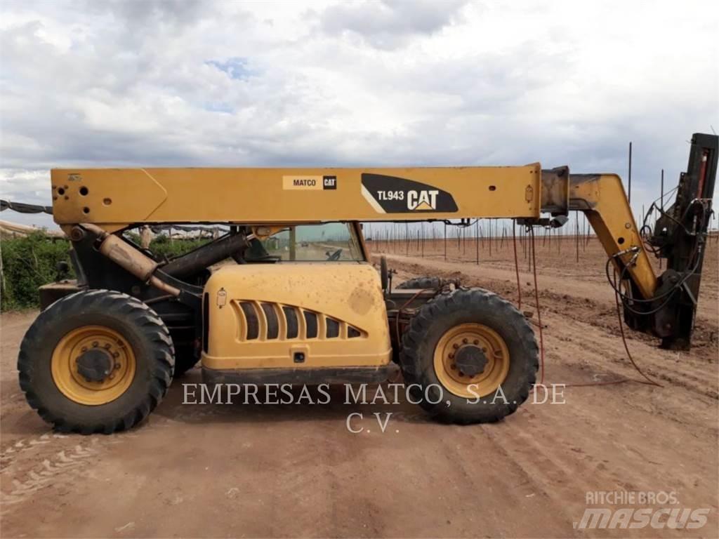 CAT TL943 Stivuitoare telescopice