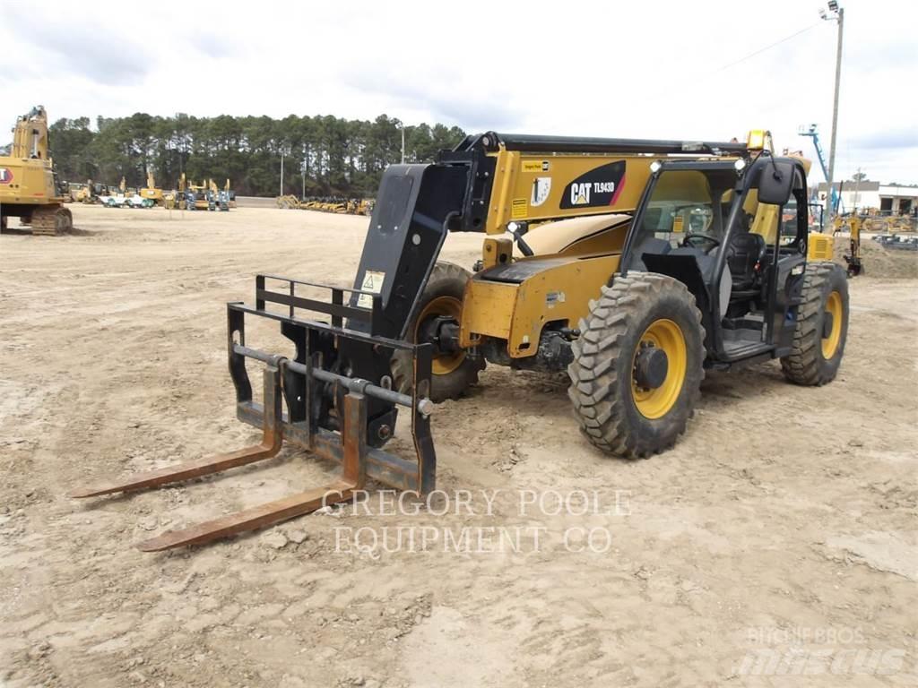 CAT TL943D Stivuitoare telescopice