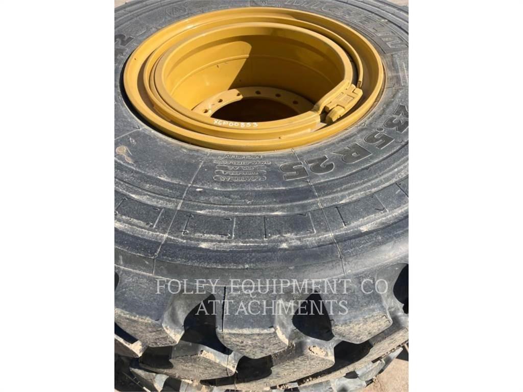 CAT TRWL93825T Incarcator pe pneuri