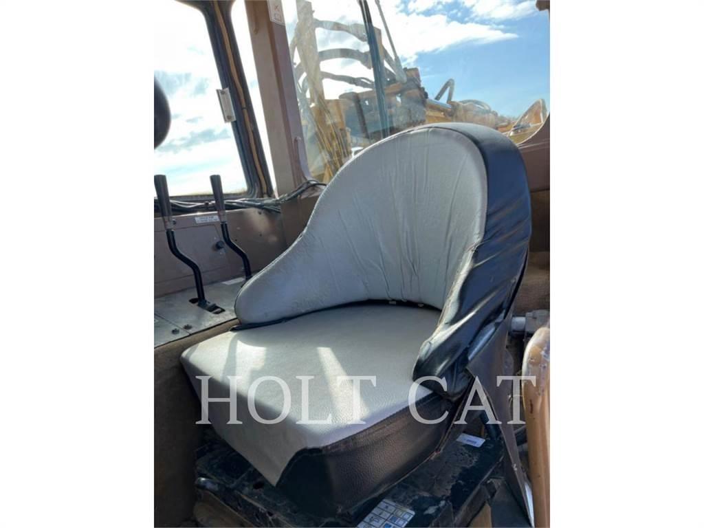 CAT W00 613C Elevatoare