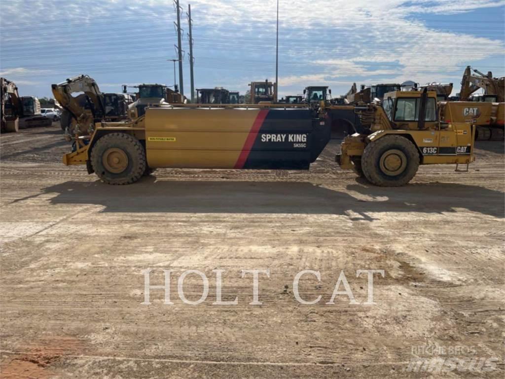 CAT W00 613C Elevatoare