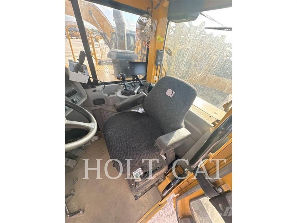 CAT W00 621G Elevatoare